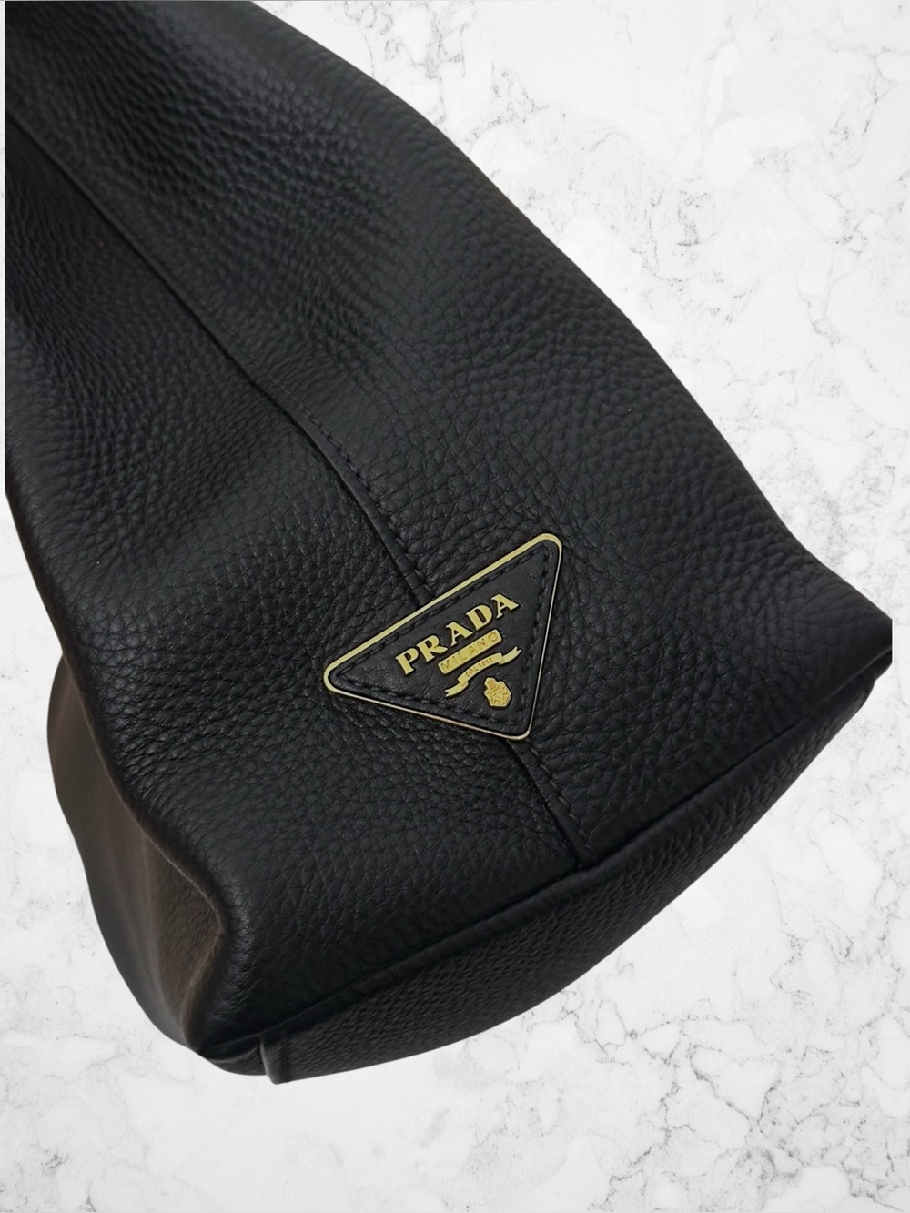 Prada Logo Vitello Daino Bag - Picture 4 of 15